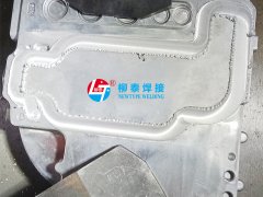 <b>压铸铝汽車(chē)零部件样件加工</b>